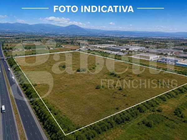 terreno edificabile in vendita a Pignataro Maggiore