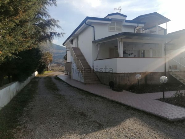casa indipendente in vendita a Pontelatone