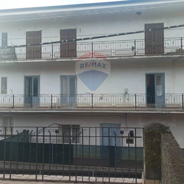 casa indipendente in vendita a Pontelatone