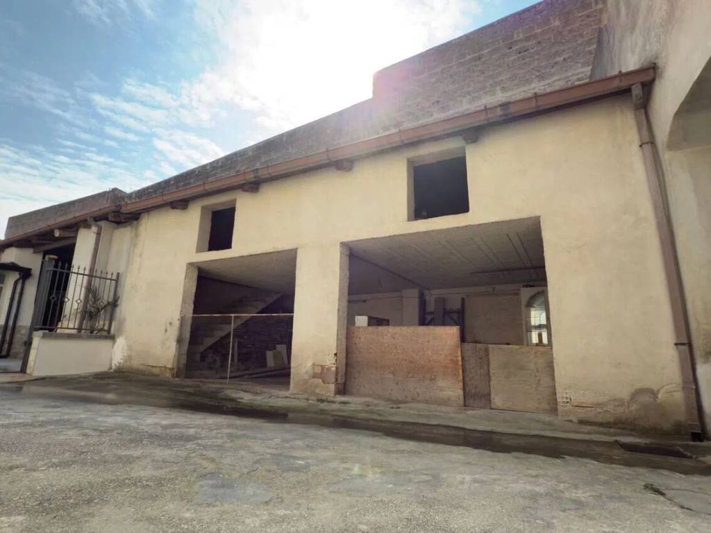appartamento in vendita a Portico di Caserta