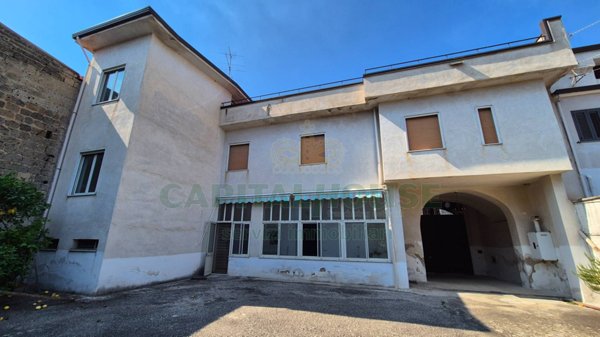 casa indipendente in vendita a Portico di Caserta