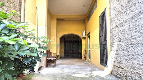 casa indipendente in vendita a Portico di Caserta