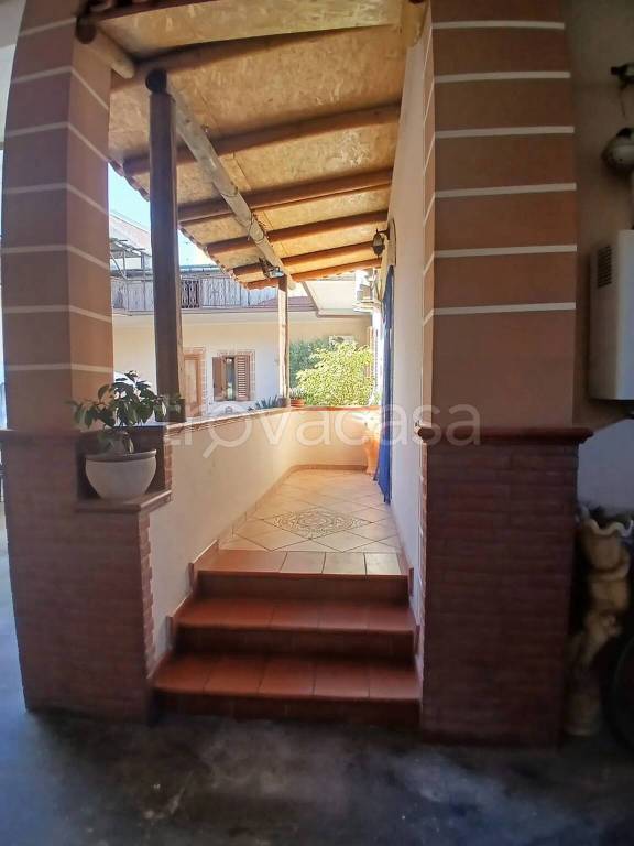 casa indipendente in vendita a Portico di Caserta