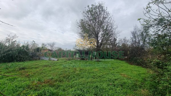 terreno agricolo in vendita a Portico di Caserta