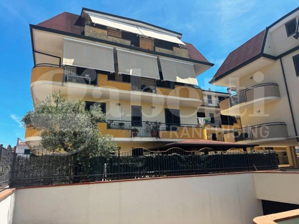 appartamento in vendita a Portico di Caserta
