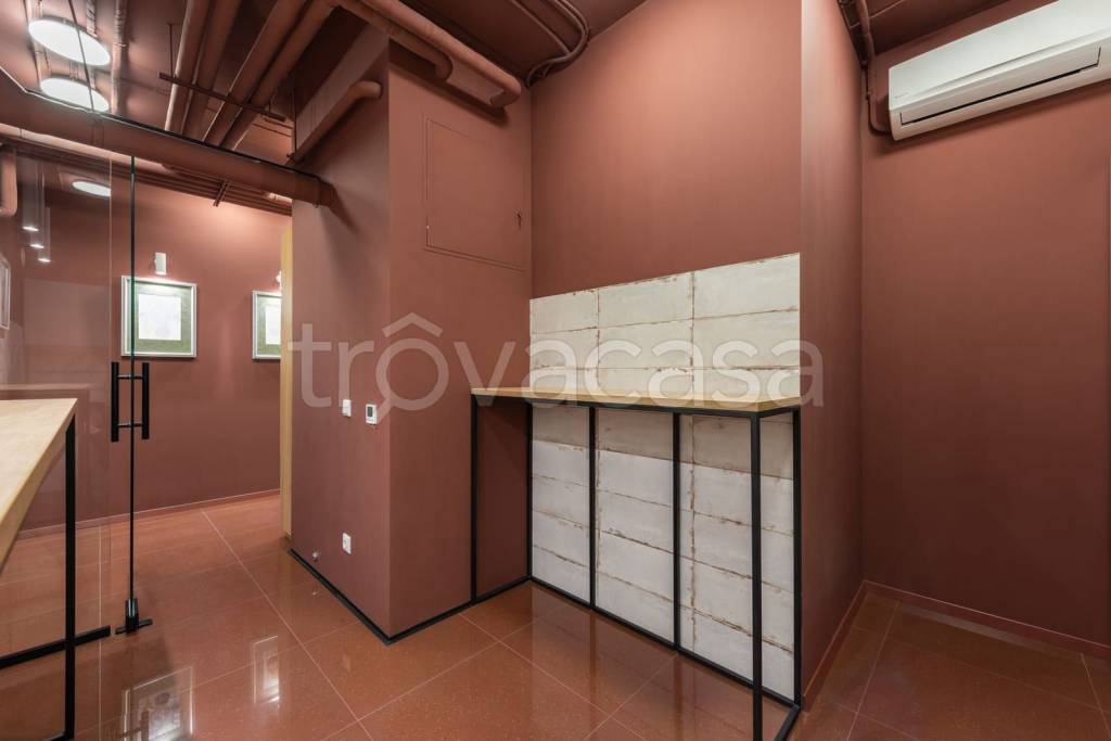 ufficio in vendita a Portico di Caserta
