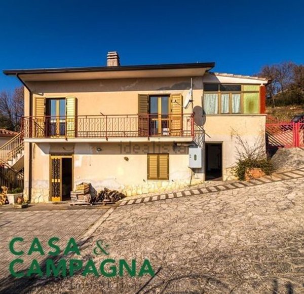 casa indipendente in vendita a Prata Sannita