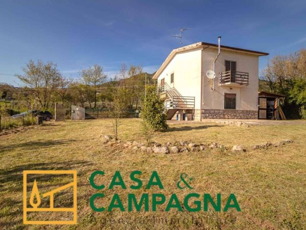 casa indipendente in vendita a Pratella in zona Roccavecchia