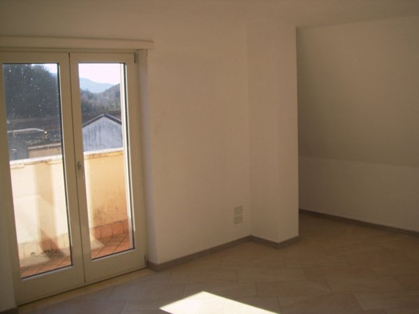 appartamento in vendita a Pratella