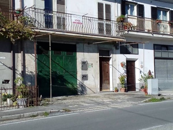 casa indipendente in vendita a Pratella