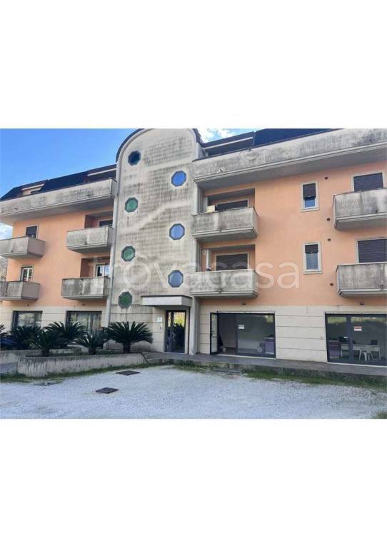 appartamento in vendita a Pratella