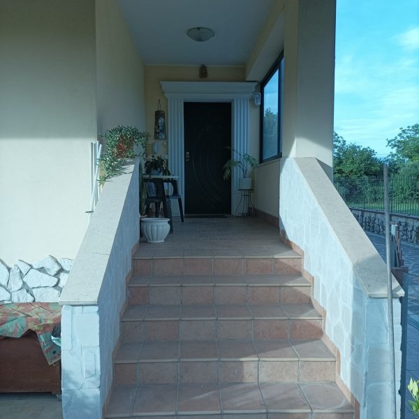 casa indipendente in vendita a Presenzano