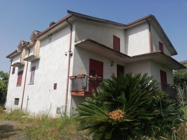 casa indipendente in vendita a Presenzano