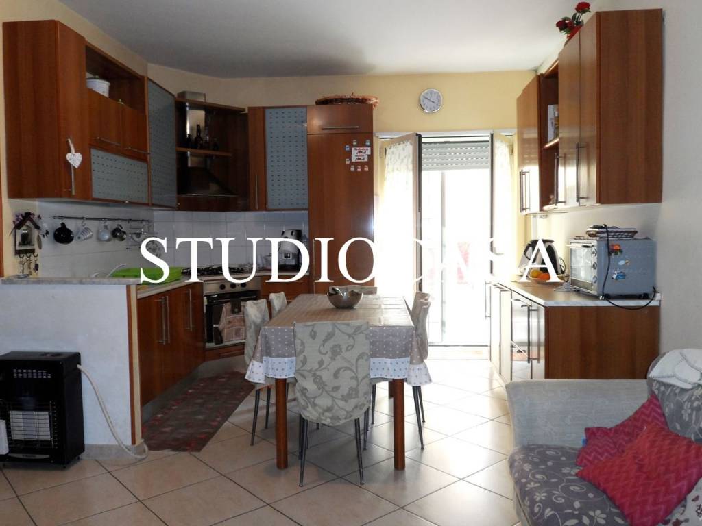 appartamento in vendita a Recale