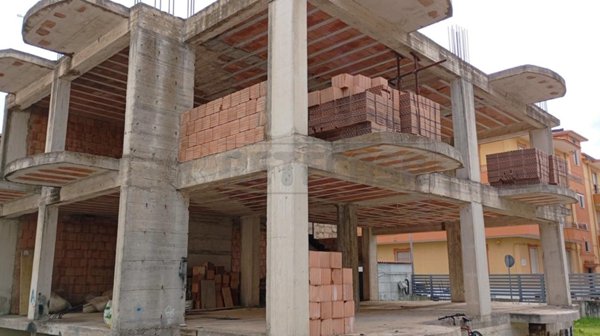 casa indipendente in vendita a Recale