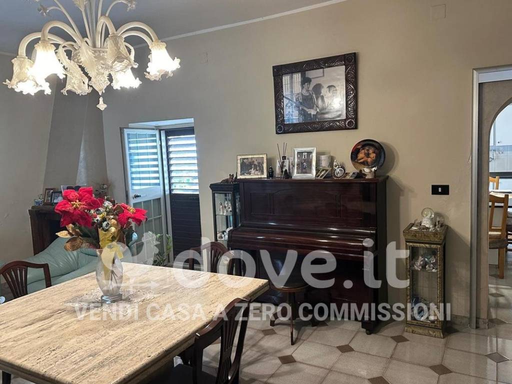 casa indipendente in vendita a Recale