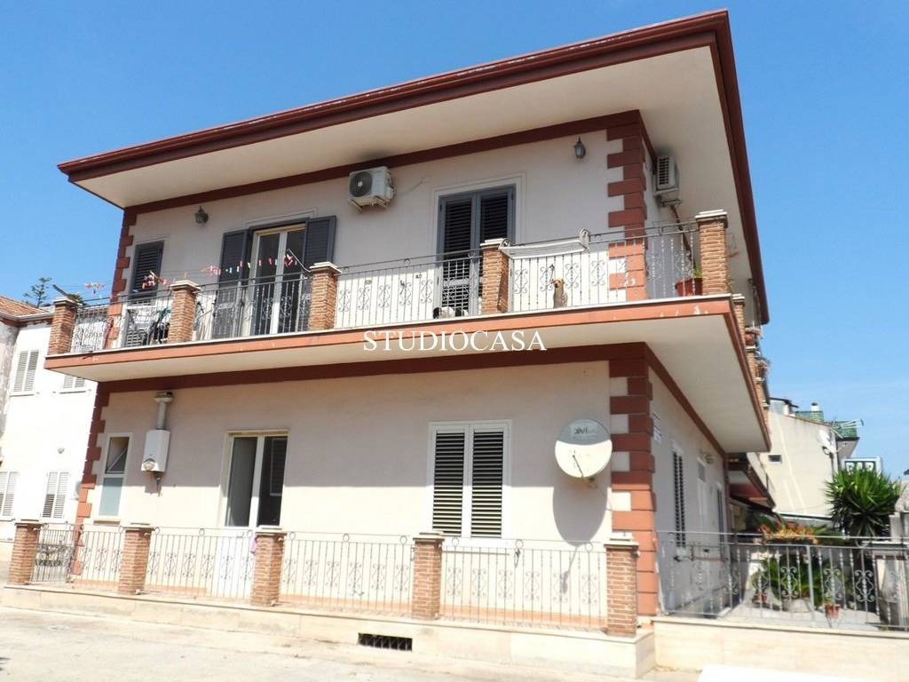 appartamento in vendita a Recale