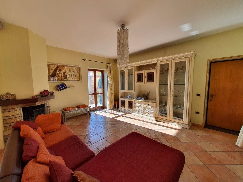 appartamento in vendita a Recale