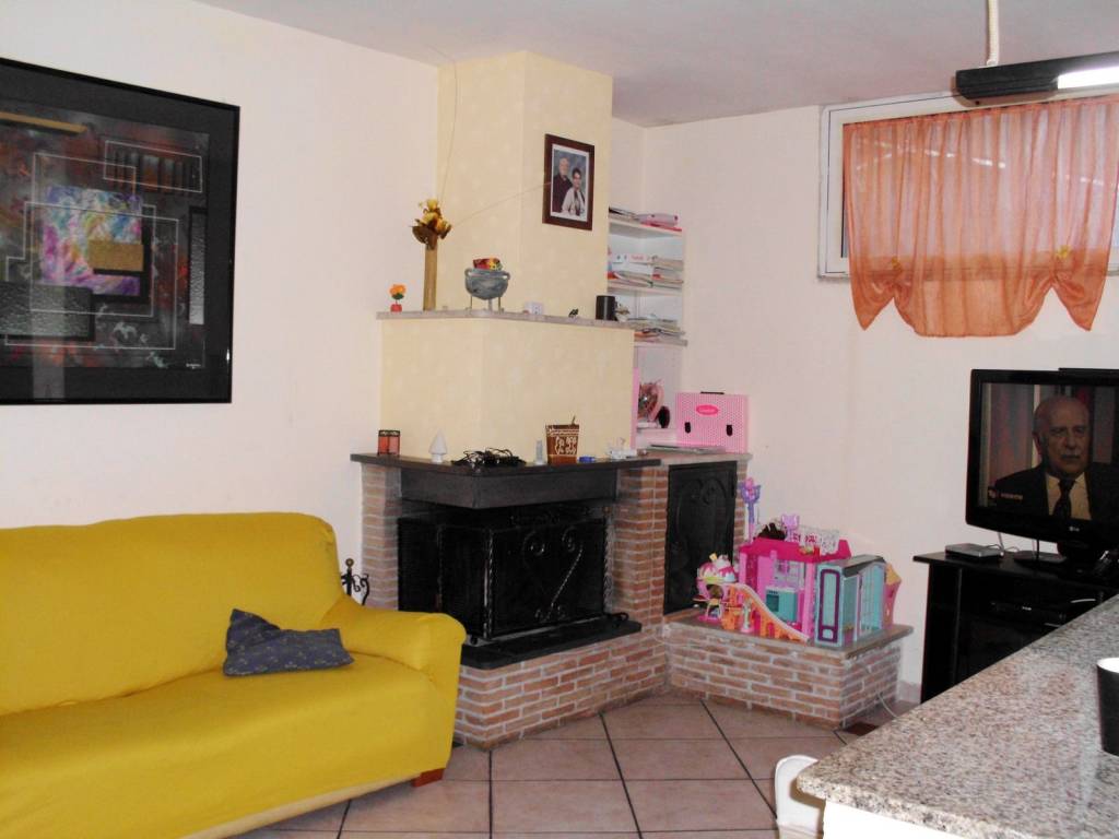 casa indipendente in vendita a Recale