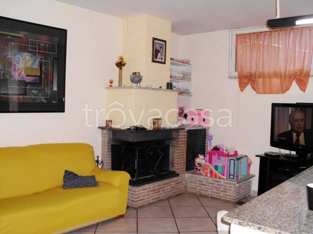 casa indipendente in vendita a Recale