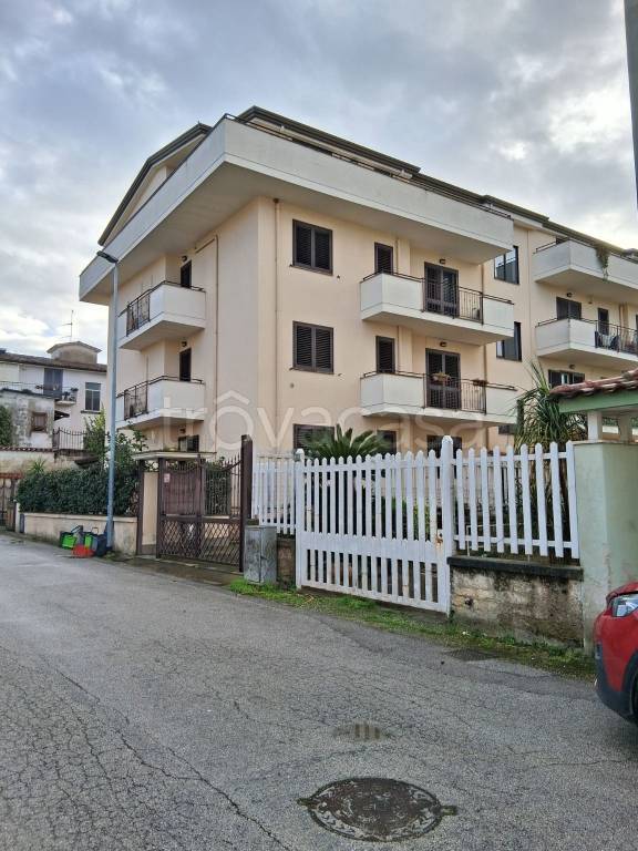 appartamento in vendita a Recale