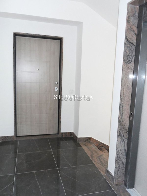 appartamento in vendita a Recale