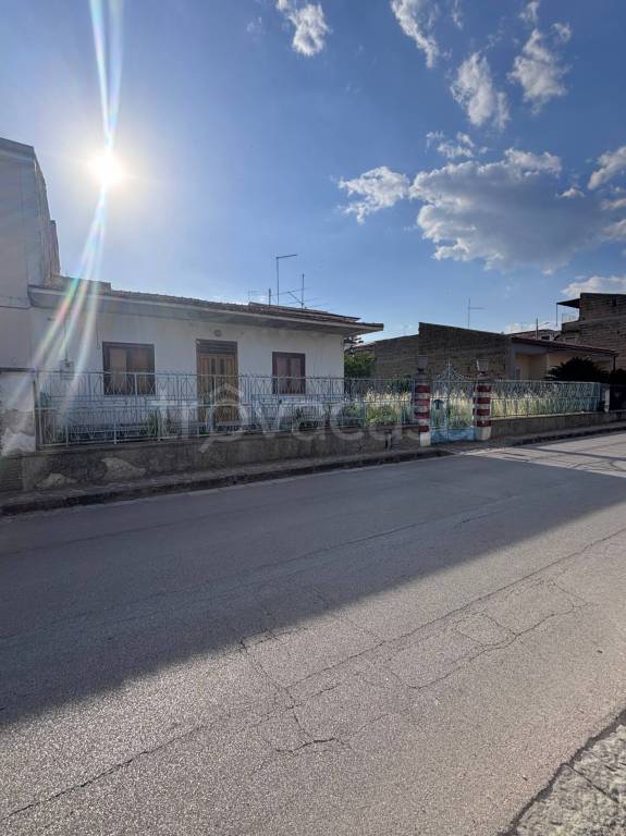 casa indipendente in vendita a Recale
