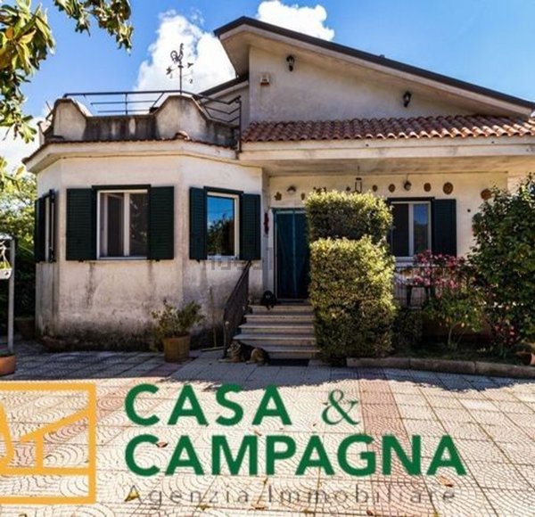 casa indipendente in vendita a Roccamonfina