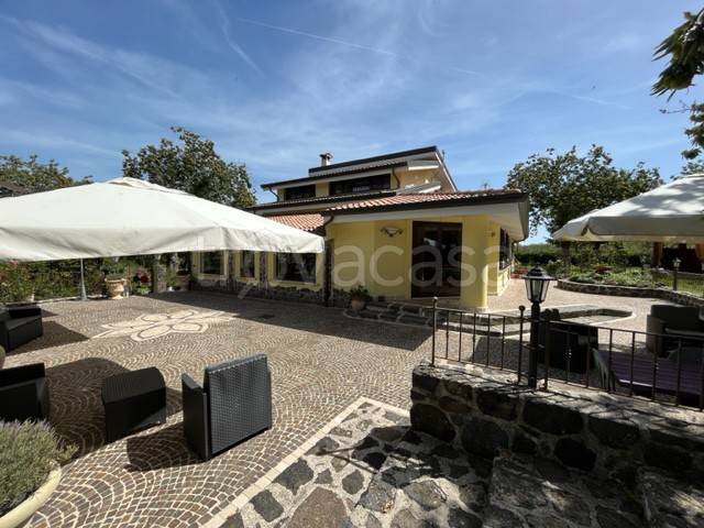 appartamento in vendita a Roccamonfina