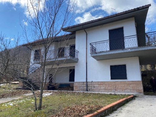 casa indipendente in vendita a Roccamonfina