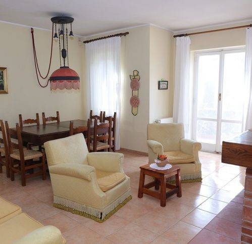 casa indipendente in vendita a Roccamonfina