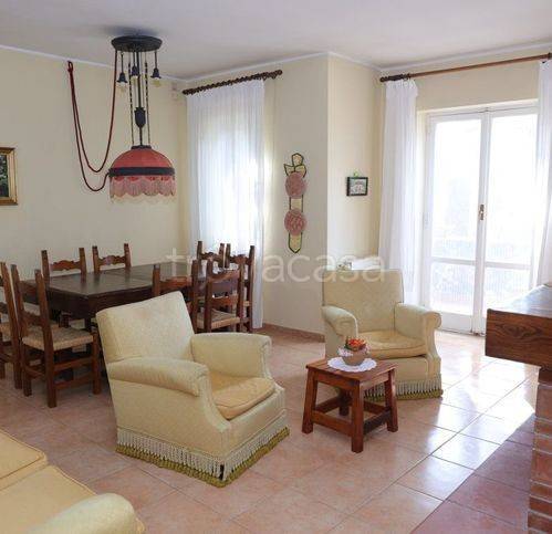 casa indipendente in vendita a Roccamonfina