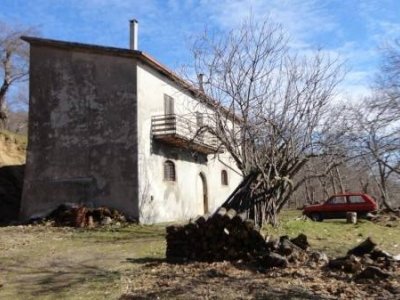 casa indipendente in vendita a Roccamonfina
