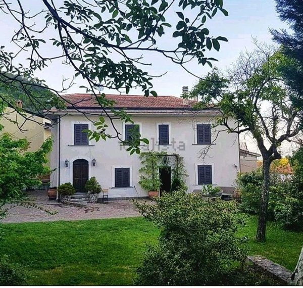 casa indipendente in vendita a Roccamonfina
