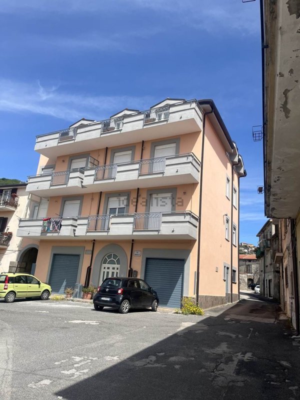 appartamento in vendita a Roccamonfina