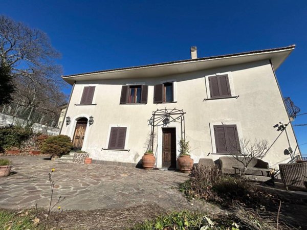 casa indipendente in vendita a Roccamonfina