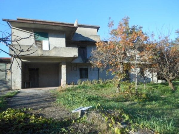casa indipendente in vendita a Rocchetta e Croce