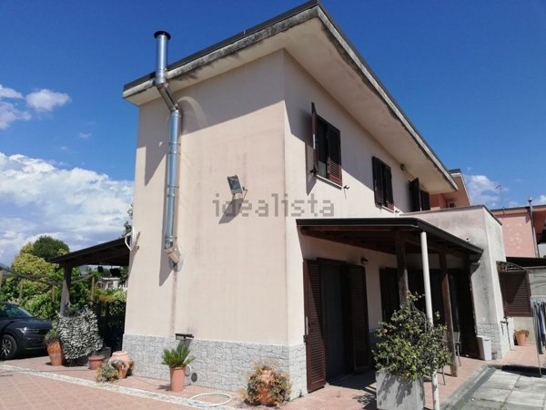 casa indipendente in vendita a Ruviano