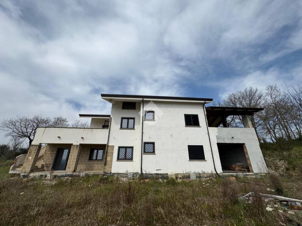 casa indipendente in vendita a Ruviano