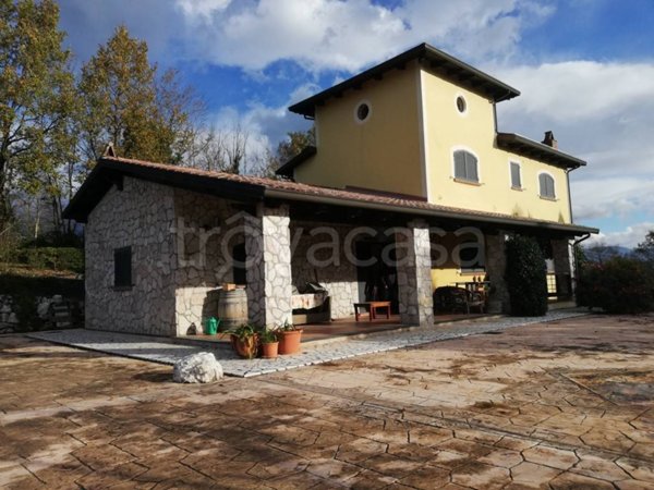casa indipendente in vendita a Ruviano
