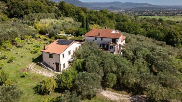 terreno agricolo in vendita a Ruviano in zona Alvignanello