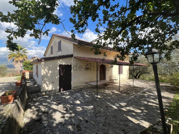 casale in vendita a Ruviano