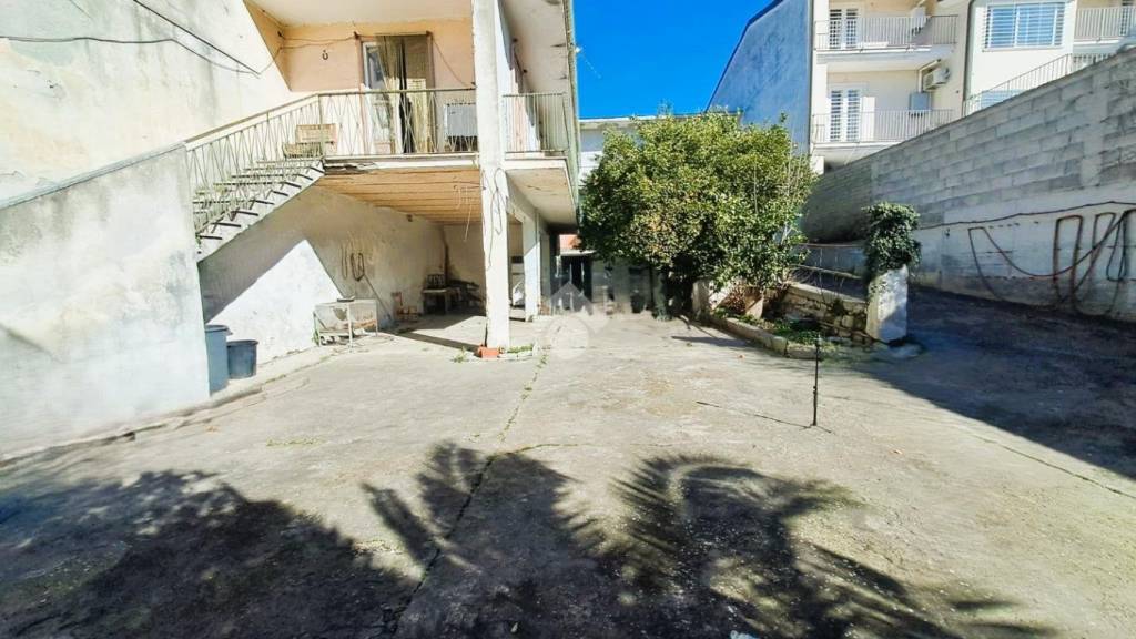 casa indipendente in vendita a San Cipriano d'Aversa