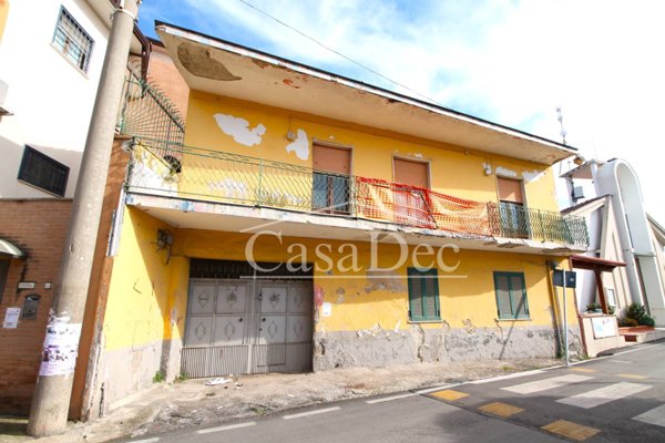 casa indipendente in vendita a San Cipriano d'Aversa