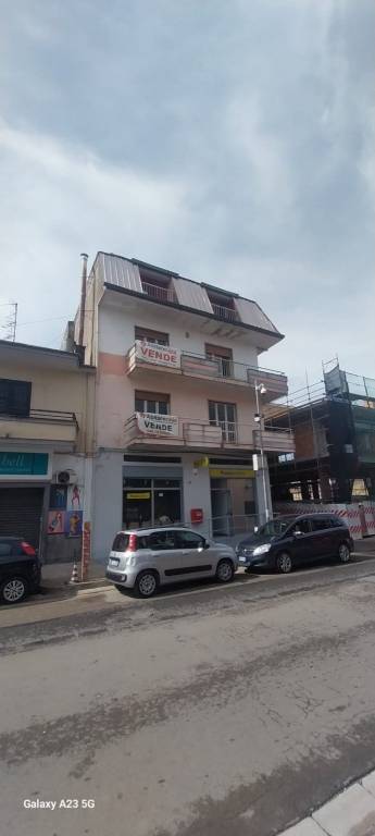 locale commerciale in vendita a San Cipriano d'Aversa