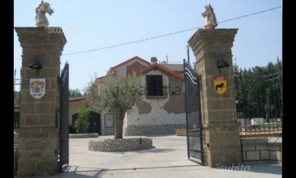 casa indipendente in vendita a San Cipriano d'Aversa