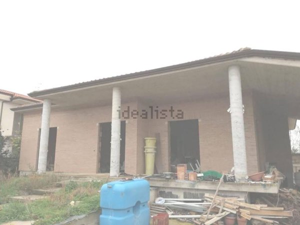 casa indipendente in vendita a San Cipriano d'Aversa