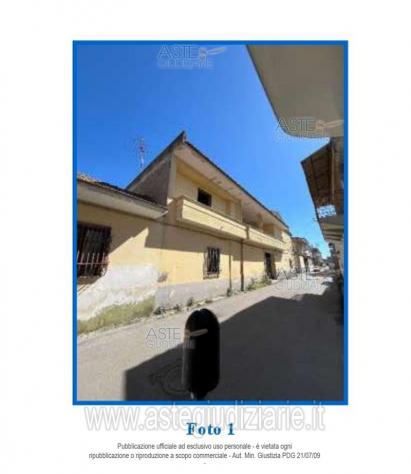 terreno edificabile in vendita a San Cipriano d'Aversa