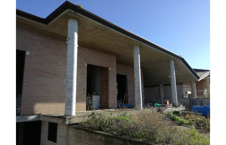 casa indipendente in vendita a San Cipriano d'Aversa