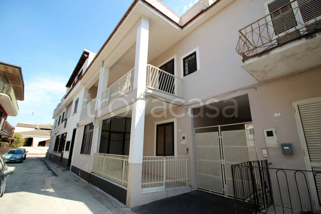 casa indipendente in vendita a San Felice a Cancello in zona Botteghino